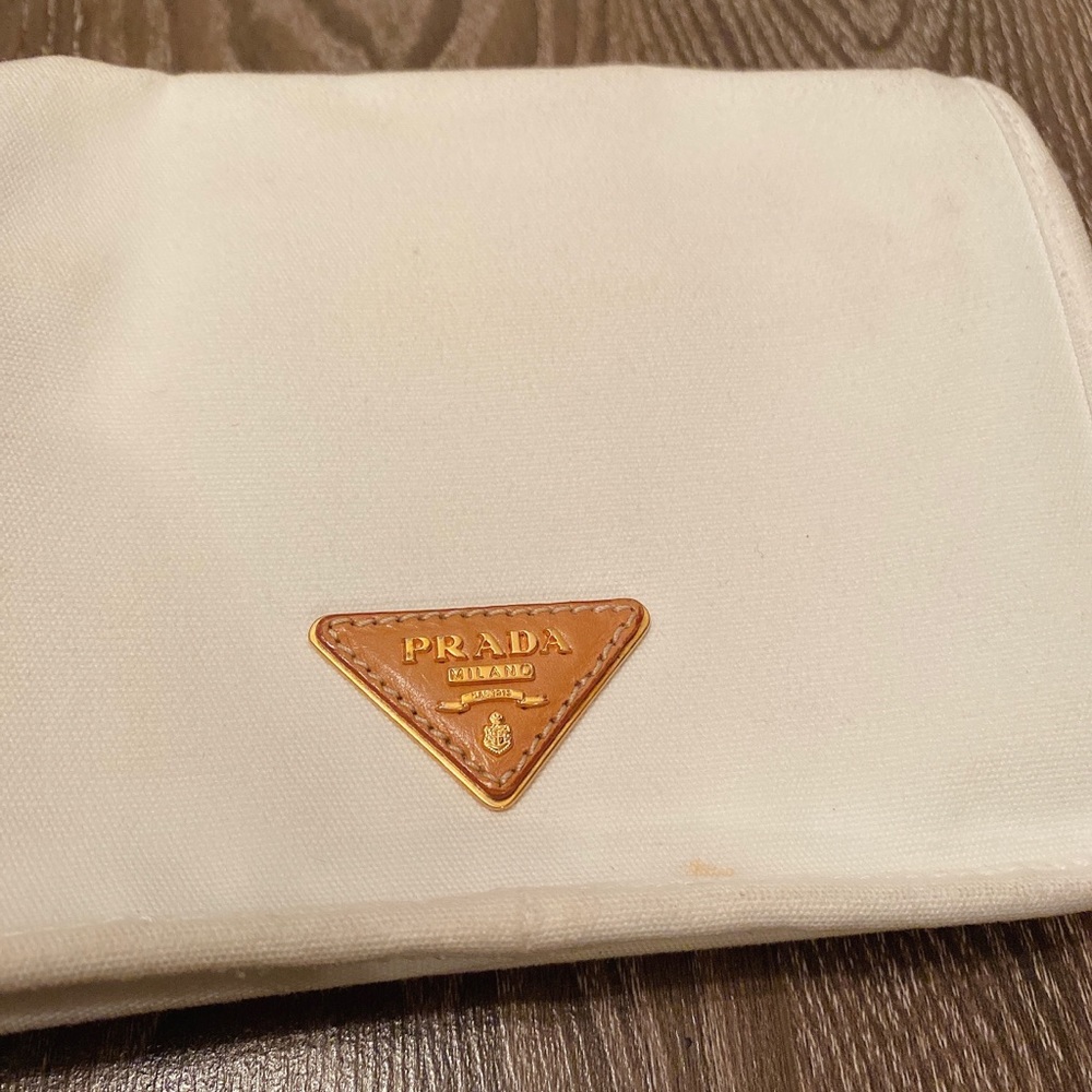 Vintage Prada handbag - Picture 7 of 13